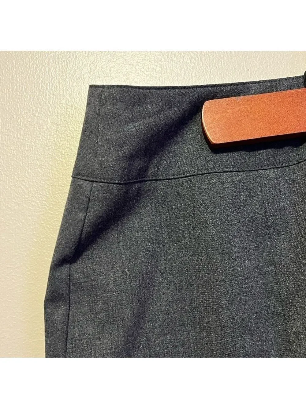Elegant dark grey gray charcoal pencil straight skirt Lands End size 4